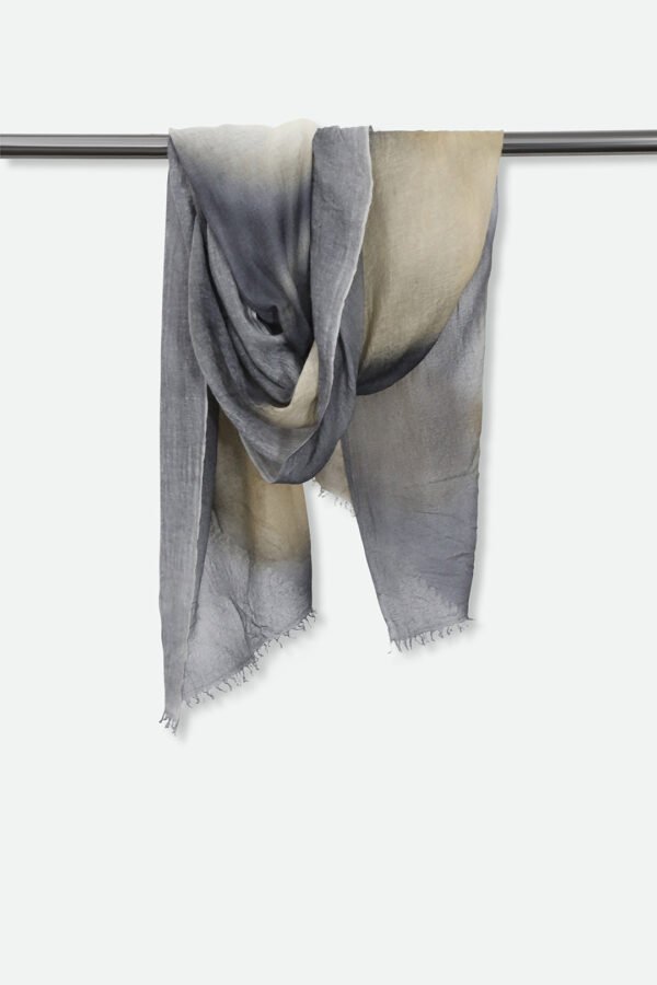 LUNAR NIGHT SCARF IN HAND DYED CASHMERE - Image 4