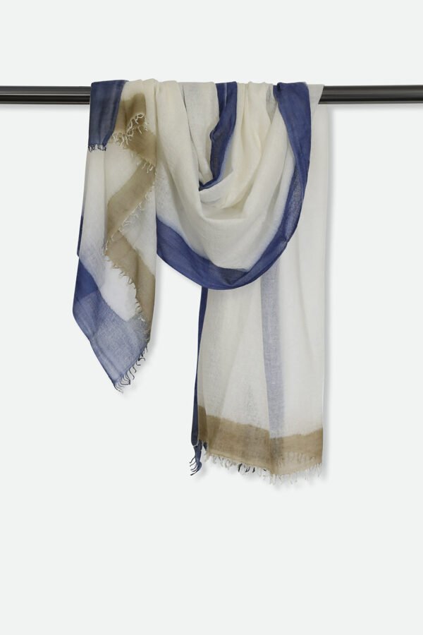 MALTA SCARF IN HAND DYED CASHMERE - Image 3