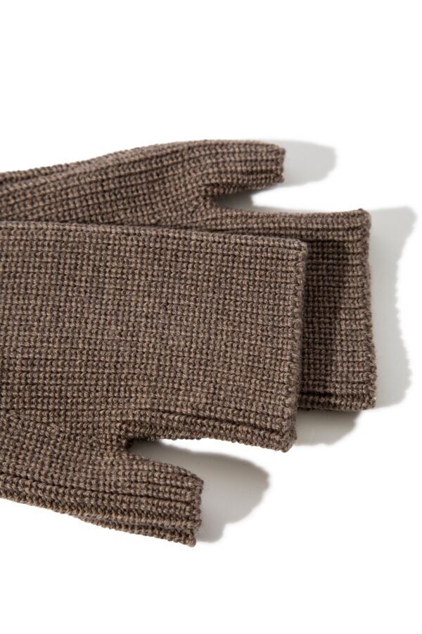 FINGERLESS GLOVES IN EXTRA FINE MERINO WOOL - Image 8